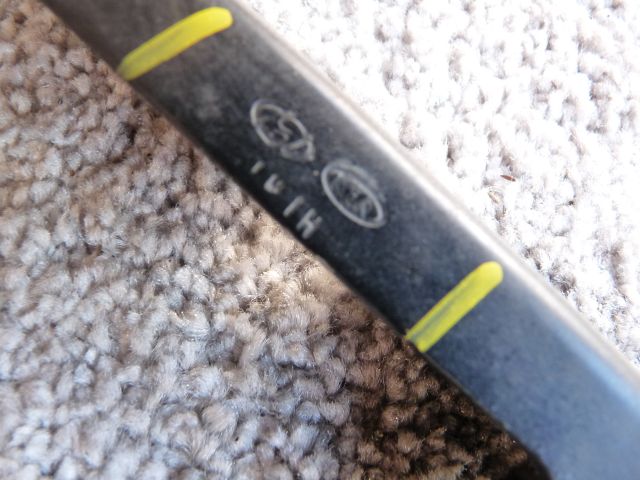 bontott HYUNDAI ix35 Motorháztető Zsanér Pár