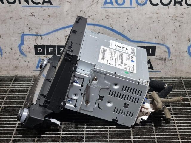 bontott HYUNDAI ix35 Navigációs Fejegység