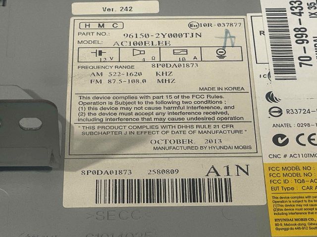 bontott HYUNDAI ix35 Rádió / CD