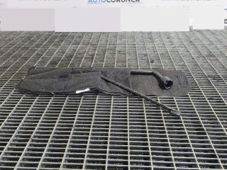 bontott HYUNDAI ix35 Szerszámkészlet