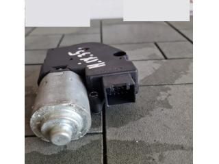 bontott HYUNDAI ix35 Tetőablak Motor