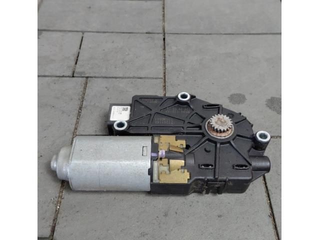 bontott HYUNDAI ix35 Tetőablak Motor