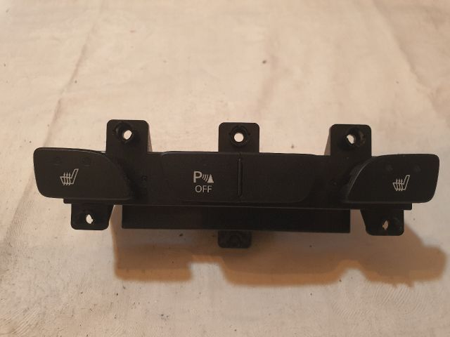 bontott HYUNDAI ix35 Ülésfűtés Kapcsoló Pár