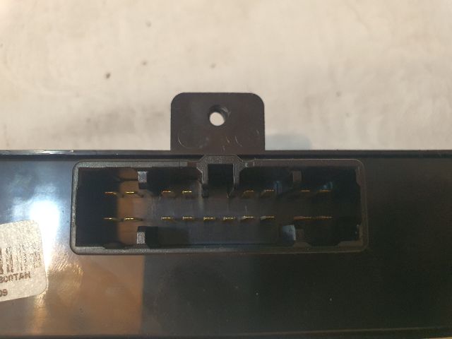 bontott HYUNDAI ix35 Ülésfűtés Kapcsoló Pár