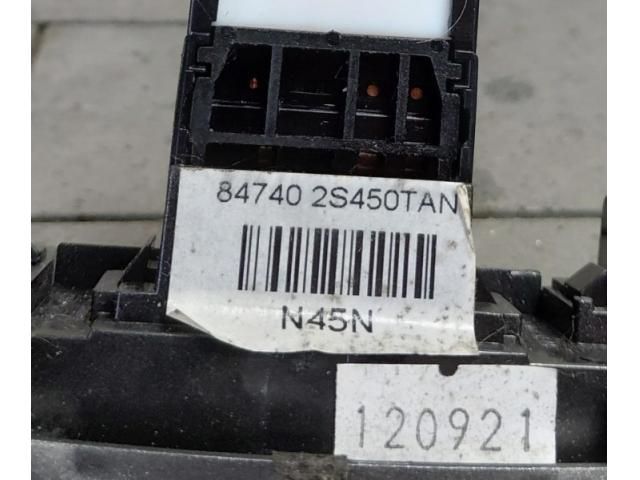 bontott HYUNDAI ix35 Vészvillogó Kapcsoló