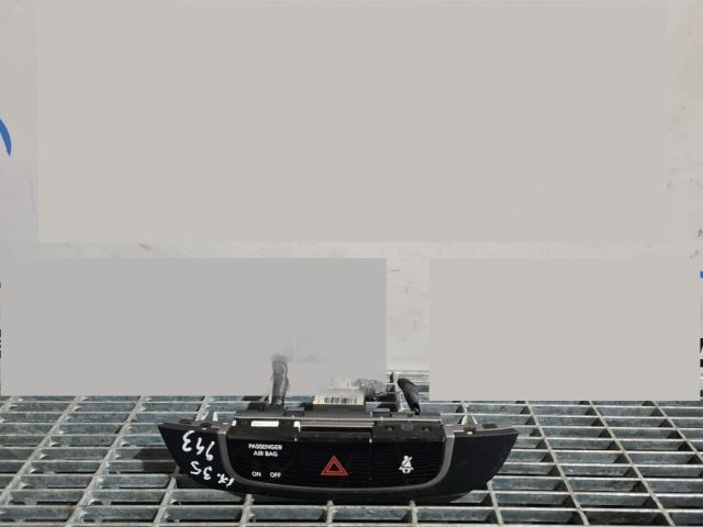 bontott HYUNDAI ix35 Vészvillogó Kapcsoló