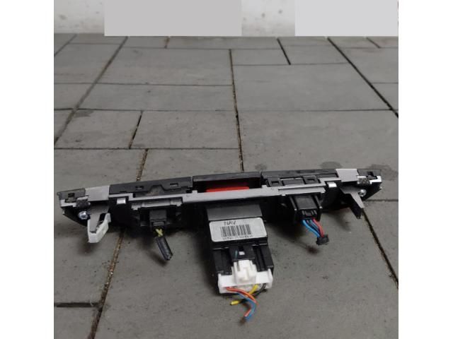 bontott HYUNDAI ix35 Vészvillogó Kapcsoló