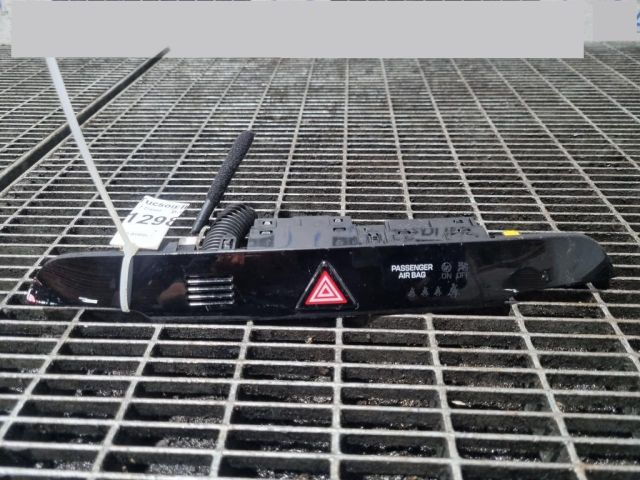 bontott HYUNDAI ix35 Vészvillogó Kapcsoló