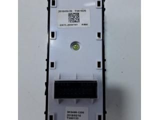 bontott HYUNDAI KONA Ablakemelő Kapcsoló Négyes / Kettes