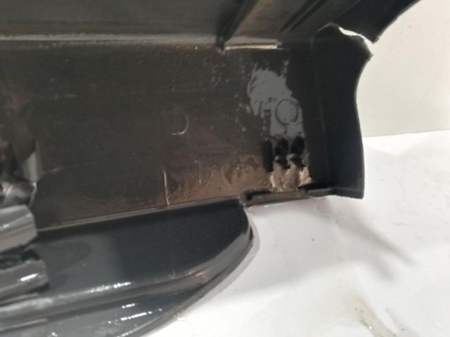 bontott HYUNDAI KONA Bal első Küszöb Díszléc