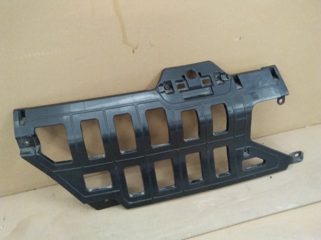 bontott HYUNDAI KONA Bal első Lökhárító Tartó (Műanyag)