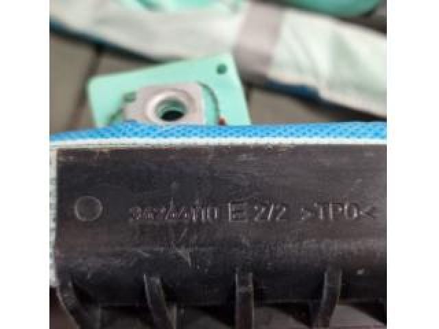 bontott HYUNDAI KONA Bal Fejlégzsák