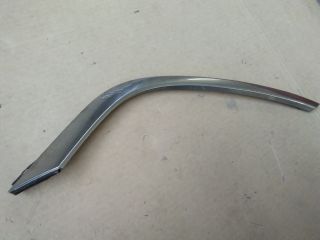 bontott HYUNDAI KONA Bal Fényszóró Bajusz Díszléc