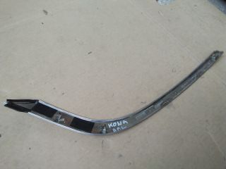 bontott HYUNDAI KONA Bal Fényszóró Bajusz Díszléc