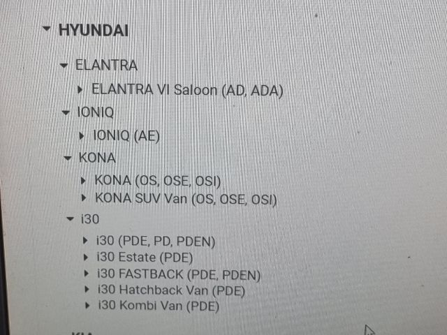 bontott HYUNDAI KONA Bal hátsó Alsó Lengőkar