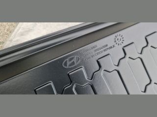 bontott HYUNDAI KONA Csomagtér Tálca