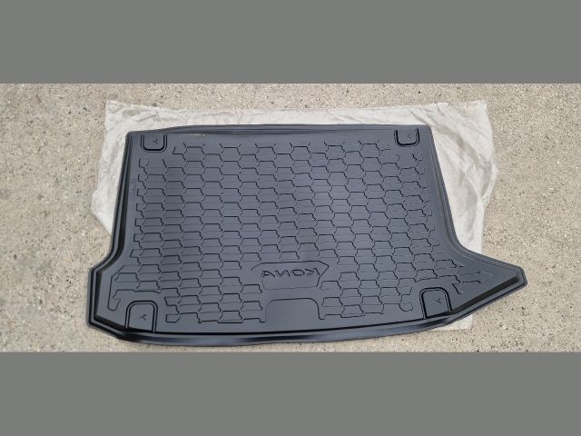 bontott HYUNDAI KONA Csomagtér Tálca