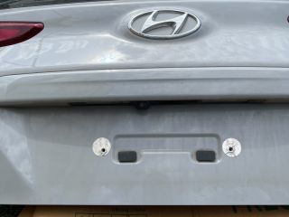 bontott HYUNDAI KONA Csomagtérajtó (Részeivel)