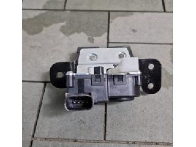 bontott HYUNDAI KONA Csomagtérajtó Zárszerkezet