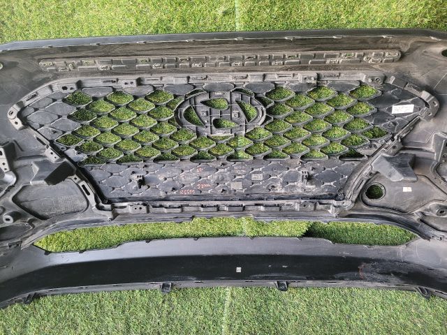 bontott HYUNDAI KONA Első Lökhárító (Részeivel)