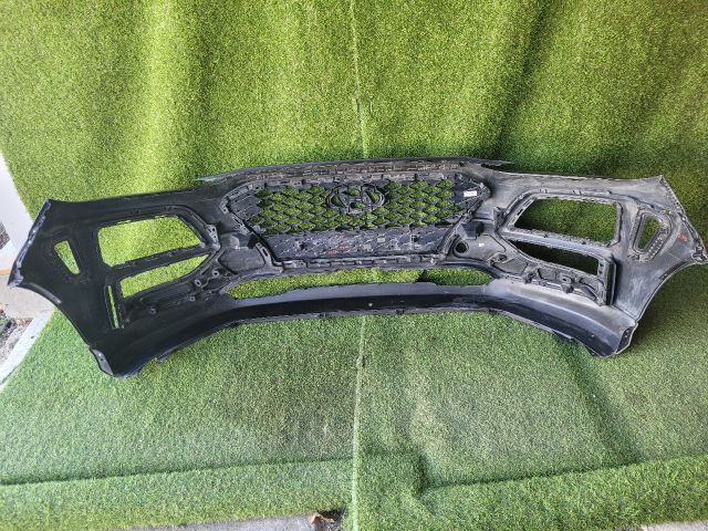 bontott HYUNDAI KONA Első Lökhárító (Részeivel)