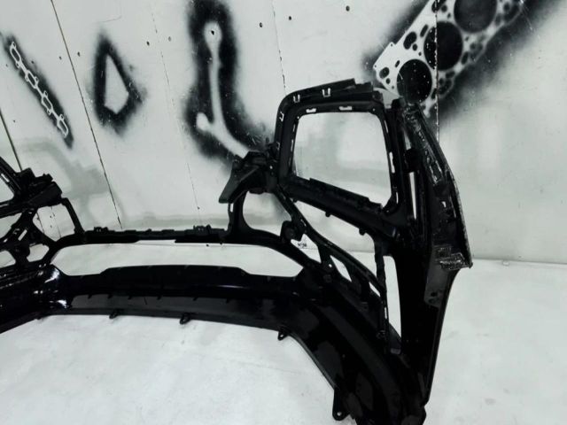 bontott HYUNDAI KONA Első Lökhárító (Üresen)