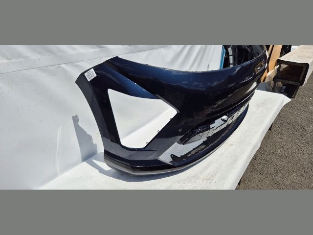 bontott HYUNDAI KONA Első Lökhárító (Üresen)