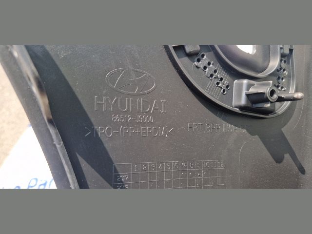 bontott HYUNDAI KONA Első Lökhárító (Üresen)