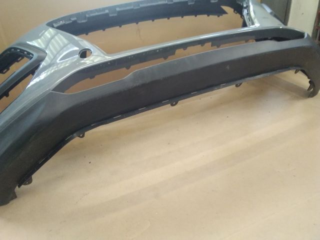 bontott HYUNDAI KONA Első Lökhárító (Üresen)