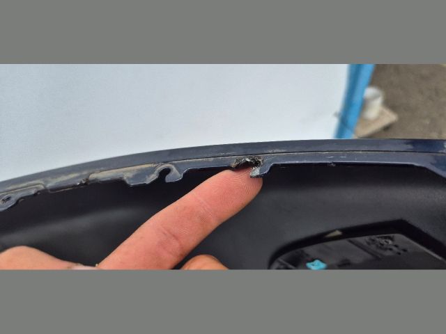 bontott HYUNDAI KONA Első Lökhárító (Üresen)