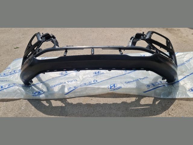 bontott HYUNDAI KONA Első Lökhárító (Üresen)