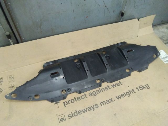 bontott HYUNDAI KONA Hátsó Lökhárító Alsó (Műanyag)