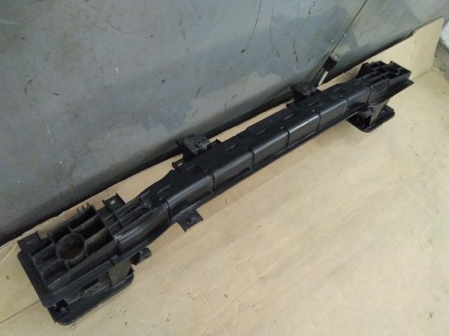 bontott HYUNDAI KONA Hátsó Lökhárító Merevítő (Fém)