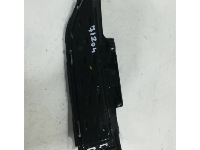 bontott HYUNDAI KONA Hűtőrács