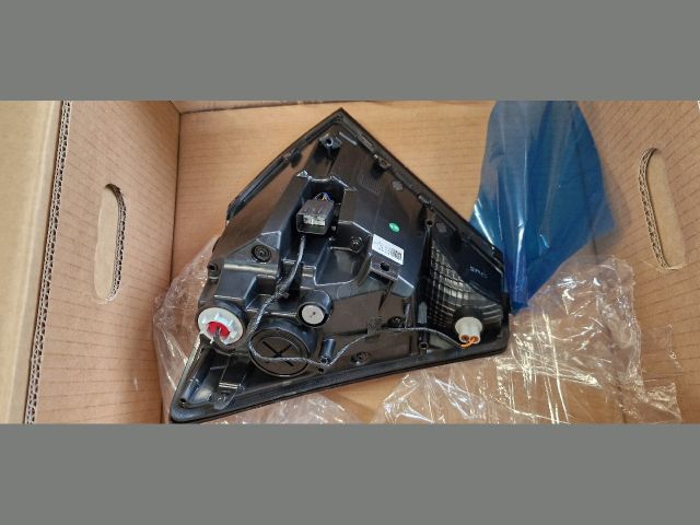 bontott HYUNDAI KONA Jobb Alsó Hátsó Lámpa