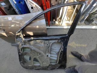 bontott HYUNDAI KONA Jobb első Ajtó (Üres lemez)