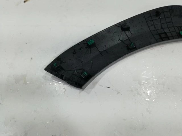 bontott HYUNDAI KONA Jobb első Sárvédő Szélesítő