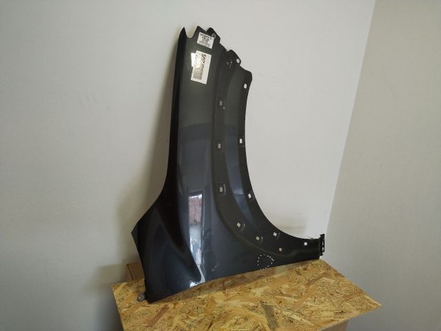 bontott HYUNDAI KONA Jobb első Sárvédő