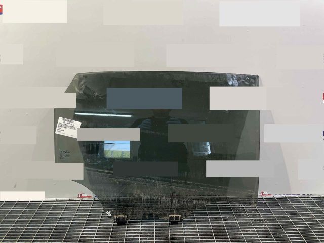 bontott HYUNDAI KONA Jobb hátsó Ablak