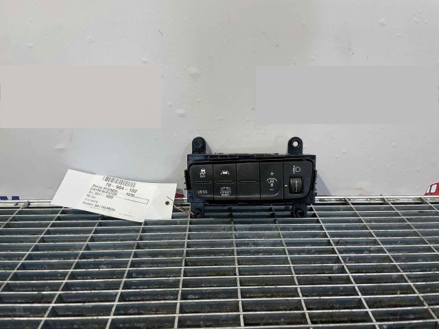 bontott HYUNDAI KONA Kapcsoló (Magában)