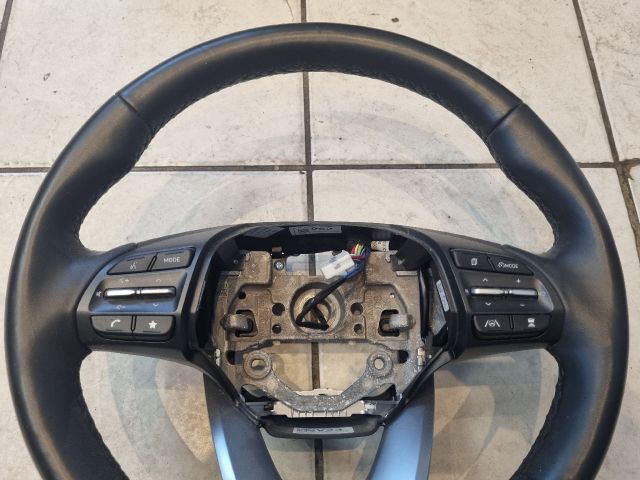 bontott HYUNDAI KONA Multikormány