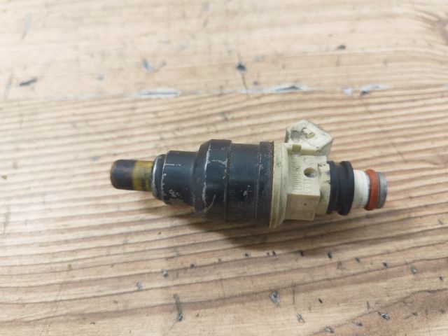 bontott HYUNDAI LANTRA Porlasztó (1 db)