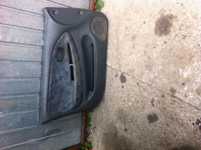 bontott HYUNDAI LANTRA Bal első Ajtó Kárpit