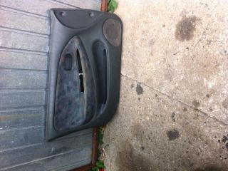 bontott HYUNDAI LANTRA Bal első Ajtó Kárpit