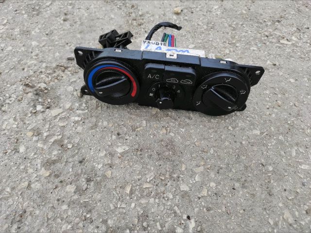 bontott HYUNDAI LANTRA Fűtéskapcsoló (manuális klímás)