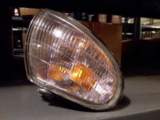 bontott HYUNDAI LANTRA Jobb első Irányjelző