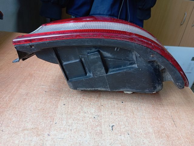 bontott HYUNDAI LANTRA Jobb Hátsó Lámpa