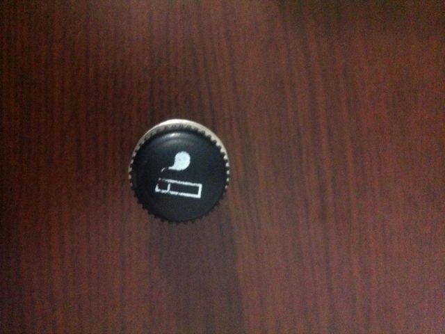 bontott HYUNDAI LANTRA Szivargyújtó Betét