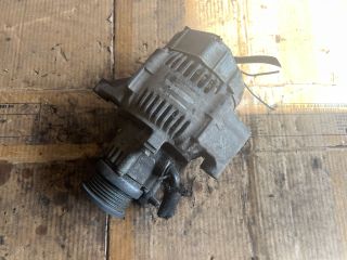 bontott HYUNDAI MATRIX Generátor