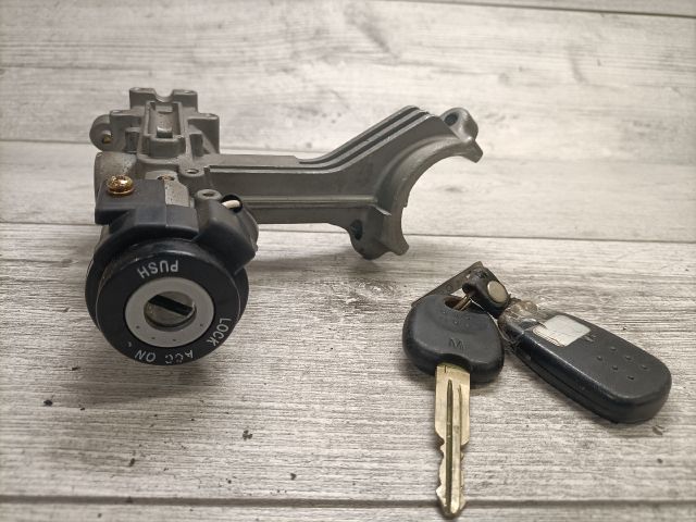 bontott HYUNDAI MATRIX Gyújtáskapcsoló